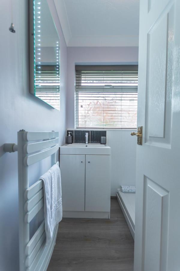 Kings Field Maisonette Eastleigh Exterior photo